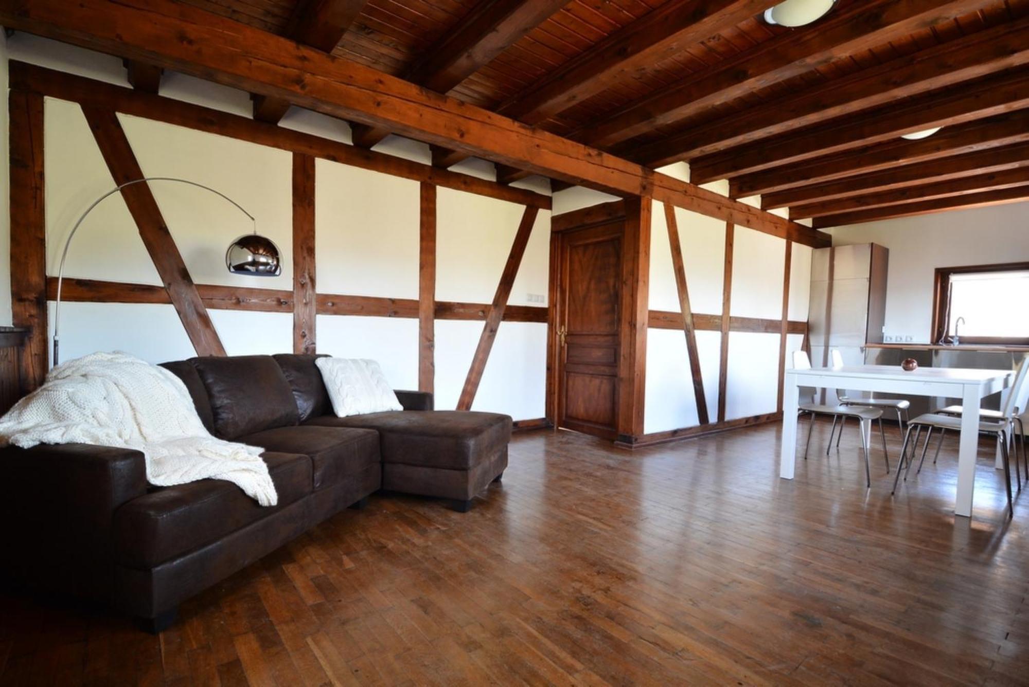 Logis Du Haut-Koenigsbourg Thannenkirch Ruang foto